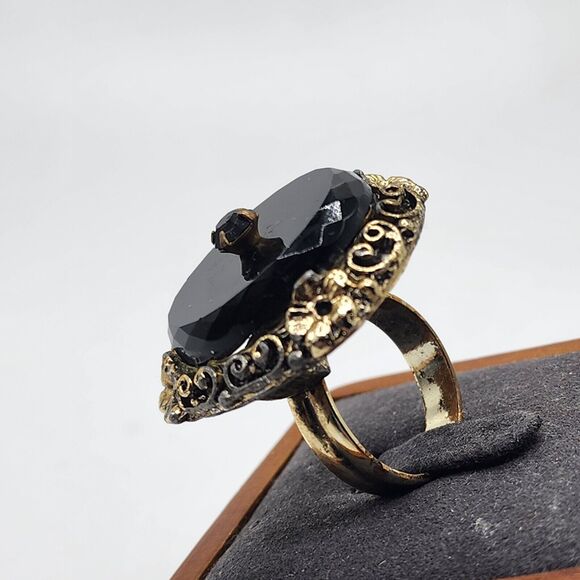Antique Vintage Beautiful Large Black Glass Adjustable Cocktail Ring Gold Tone - Picture 4 of 8